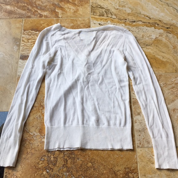 Old Navy 100%cotton VNeck thin ribbed trim sweater - Picture 5 of 8